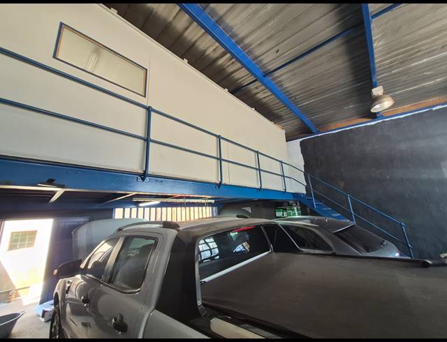 130M² WAREHOUSE TO LET IN ALRODE SOUTH